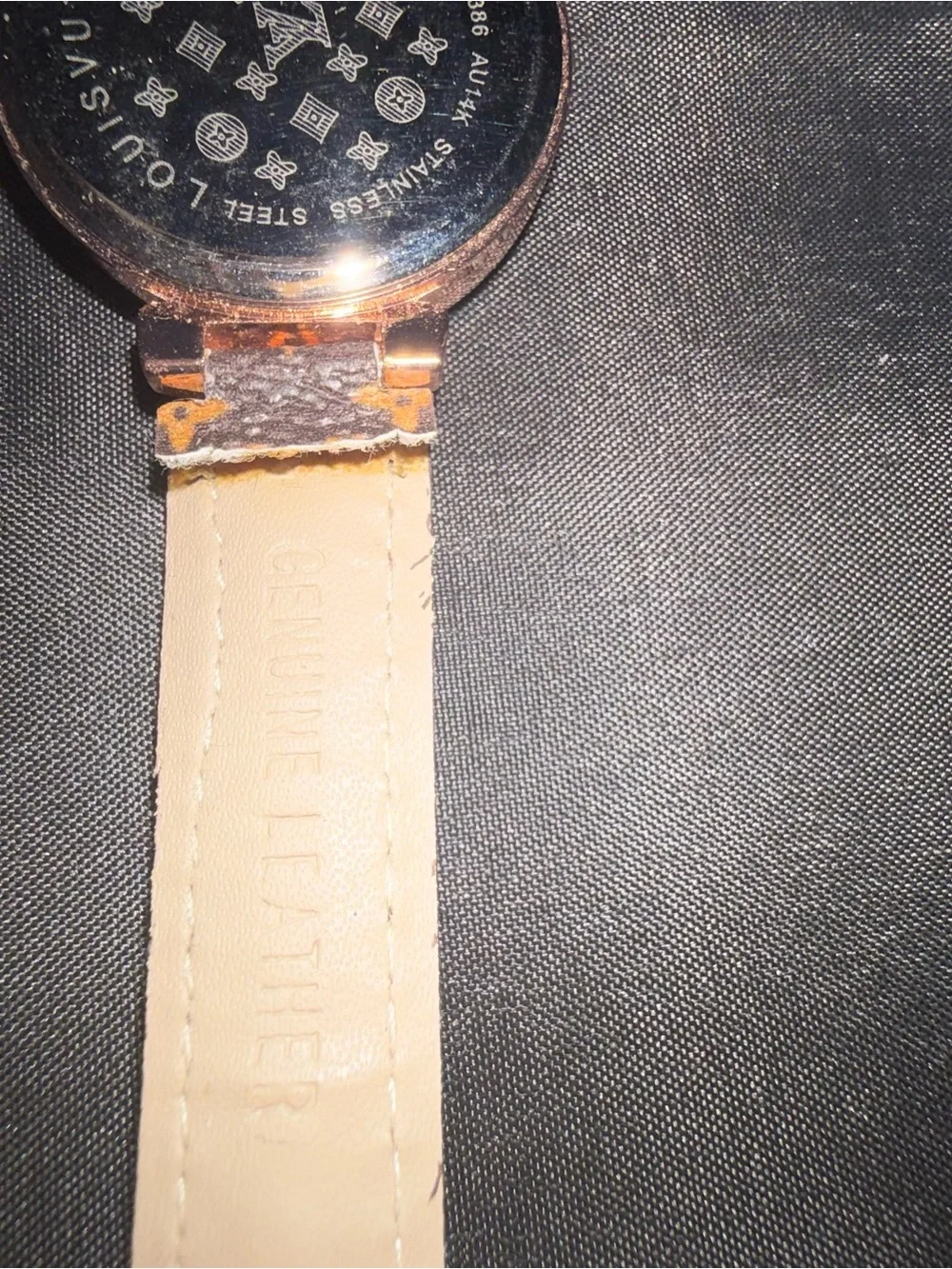Men's or Women’s Brown Pattern Leather Strap Watch-Fashion Accessory never worn